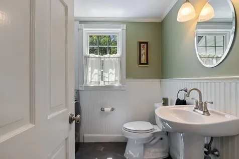 5 Bayberry Lane Cape Elizabeth ME 04107