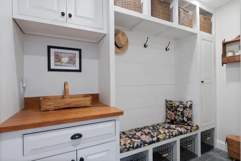 5 Bayberry Lane Cape Elizabeth ME 04107