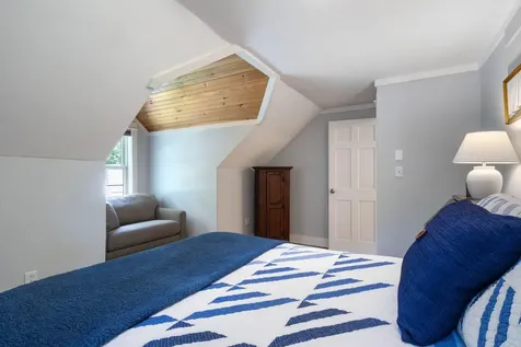 5 Bayberry Lane Cape Elizabeth ME 04107