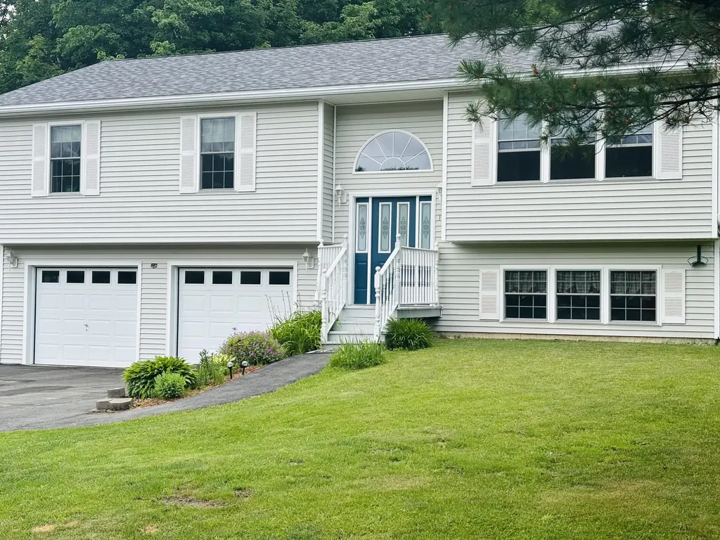 11 Rob Clark Street Winterport ME 04496