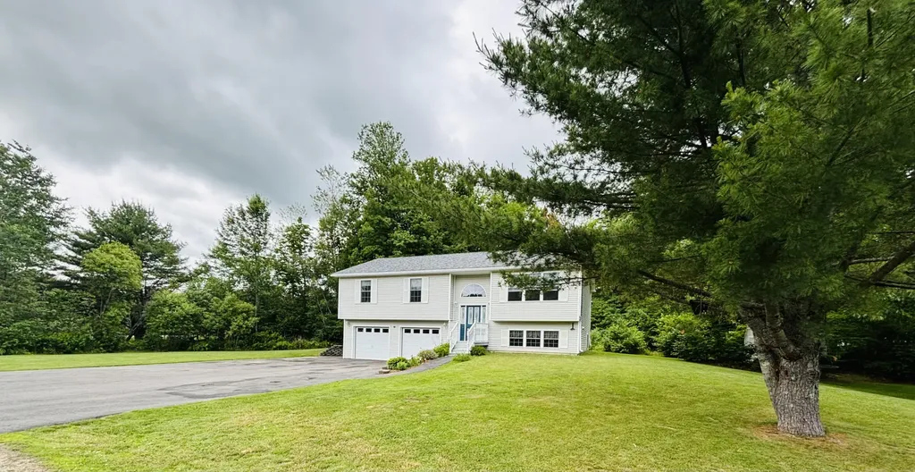 11 Rob Clark Street Winterport ME 04496