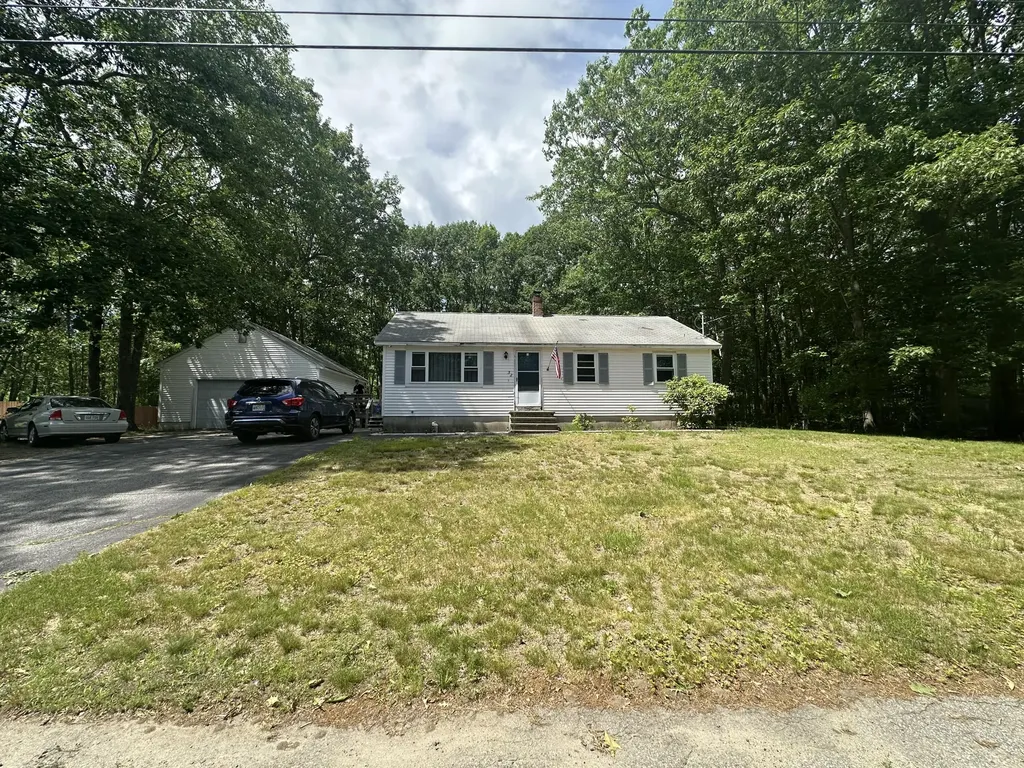 32 Pierce Avenue Sanford ME 04073