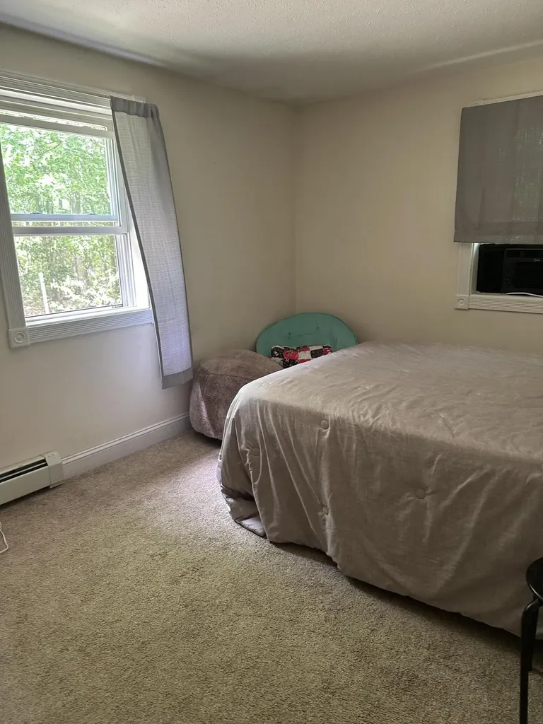 32 Pierce Avenue Sanford ME 04073