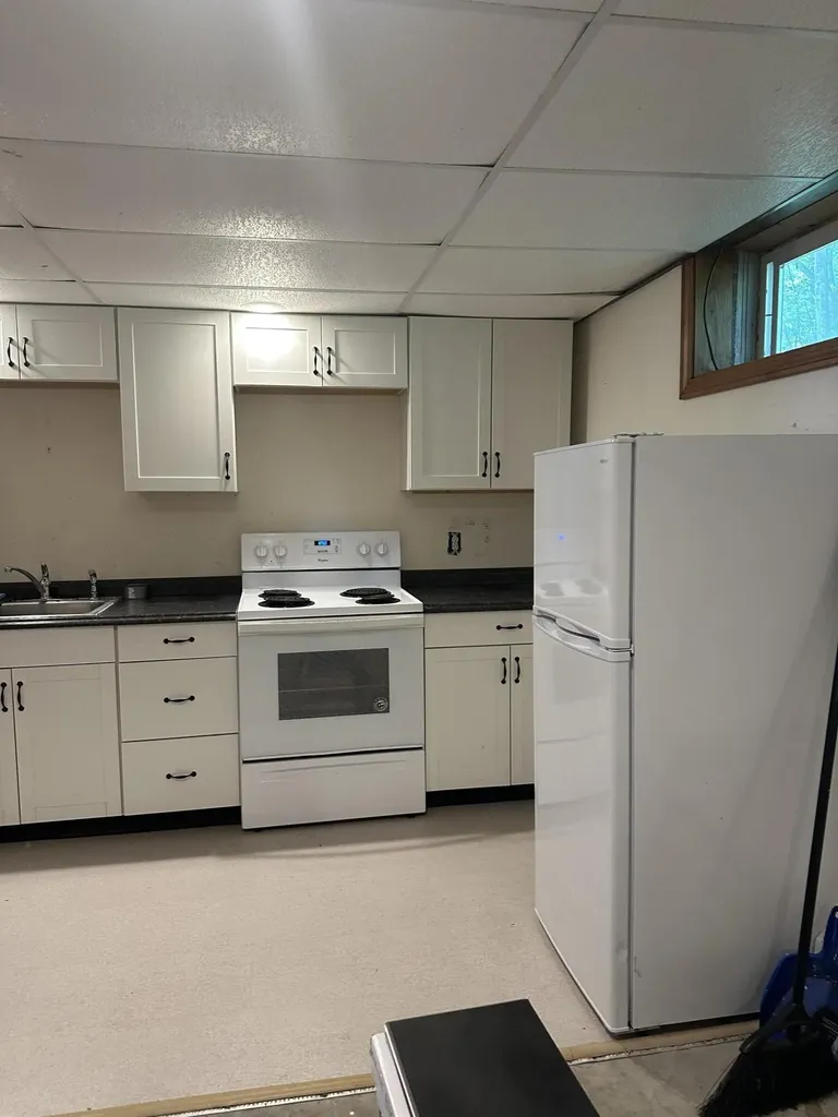 32 Pierce Avenue Sanford ME 04073