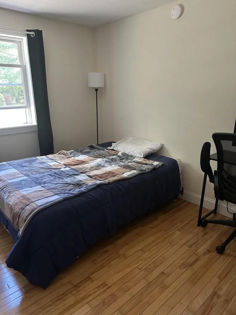32 Pierce Avenue Sanford ME 04073
