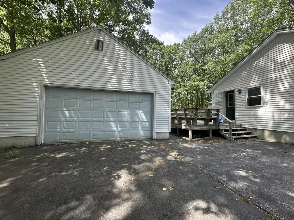 32 Pierce Avenue Sanford ME 04073