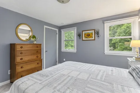 27 Gail Lane Yarmouth ME 04096