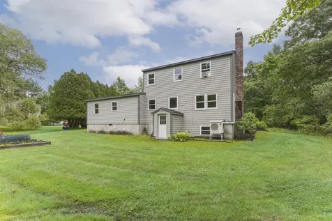 27 Gail Lane Yarmouth ME 04096