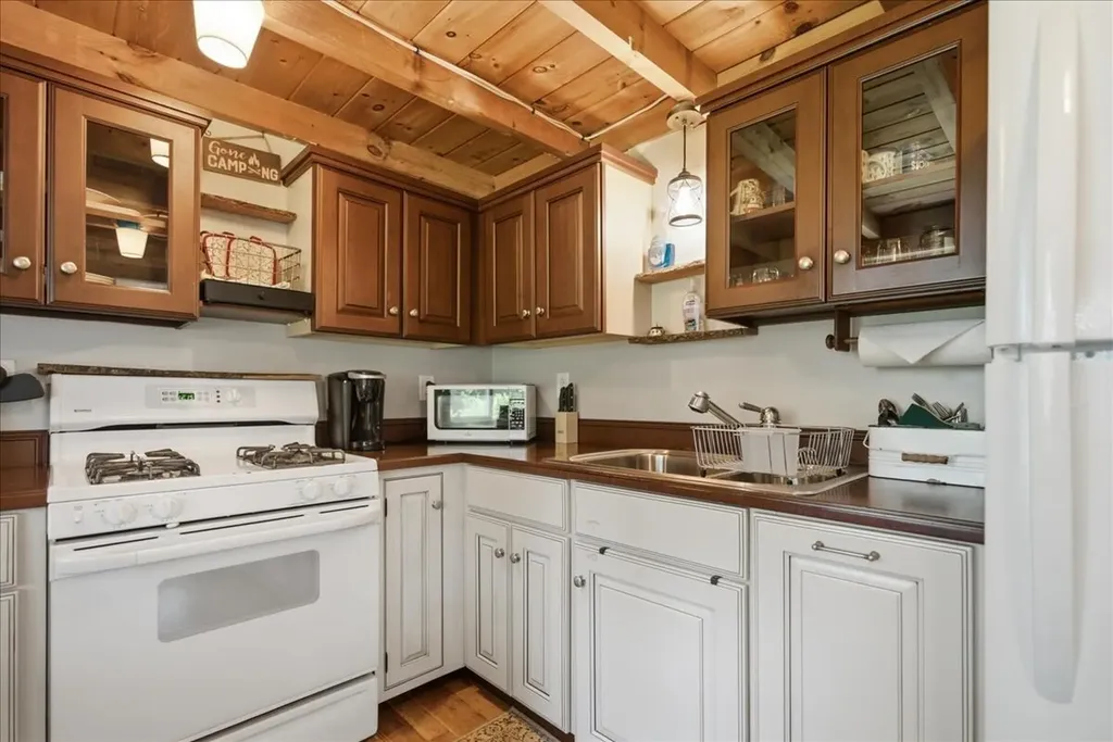 40 Shingle Mill Road New Vineyard ME 04956