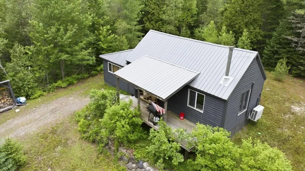 40 Shingle Mill Road New Vineyard ME 04956