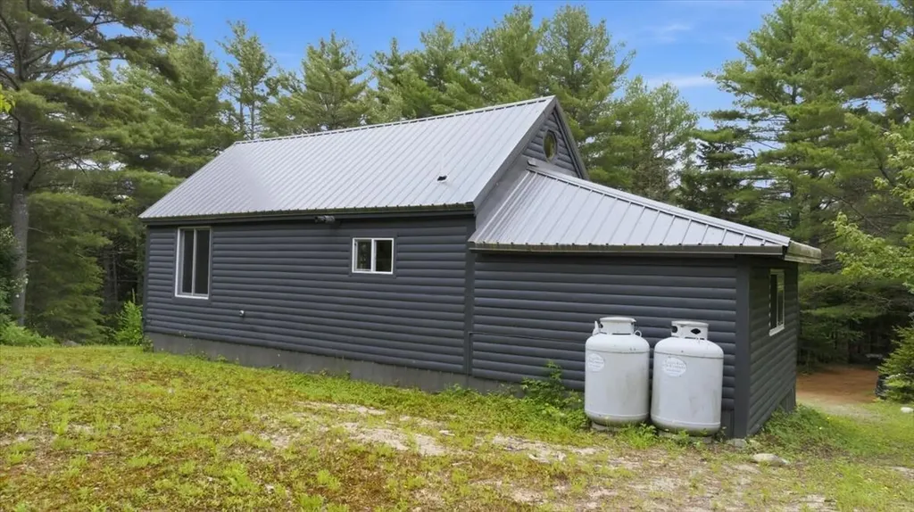 40 Shingle Mill Road New Vineyard ME 04956