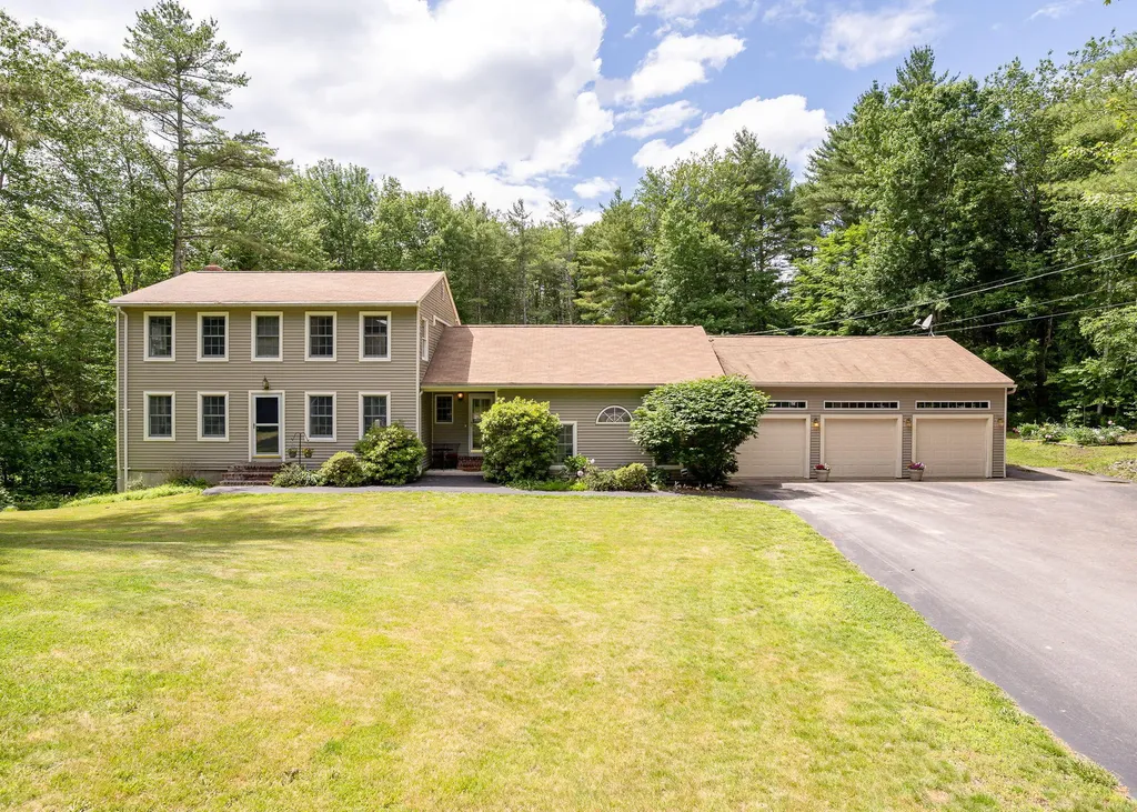 11 Merrill Road Westbrook ME 04092