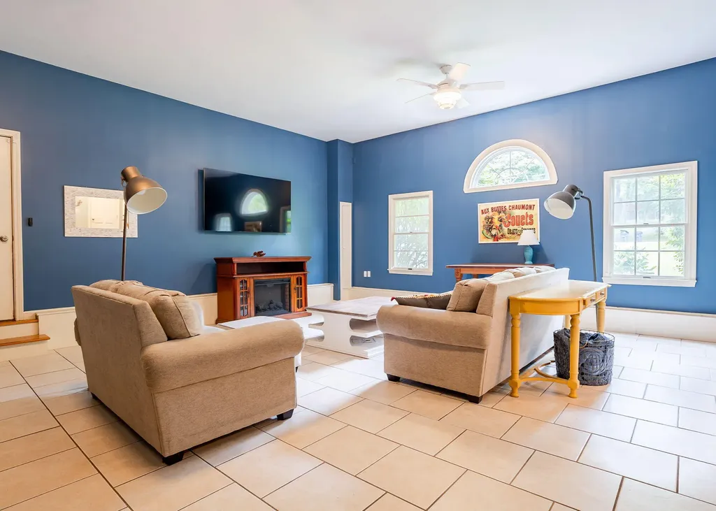 11 Merrill Road Westbrook ME 04092