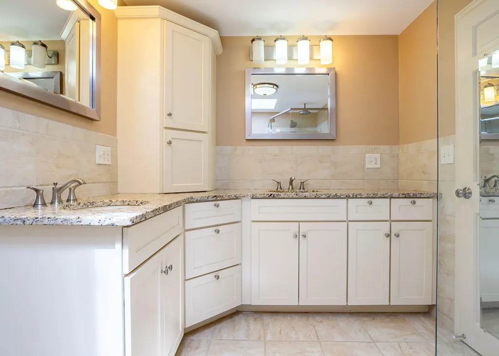 11 Merrill Road Westbrook ME 04092