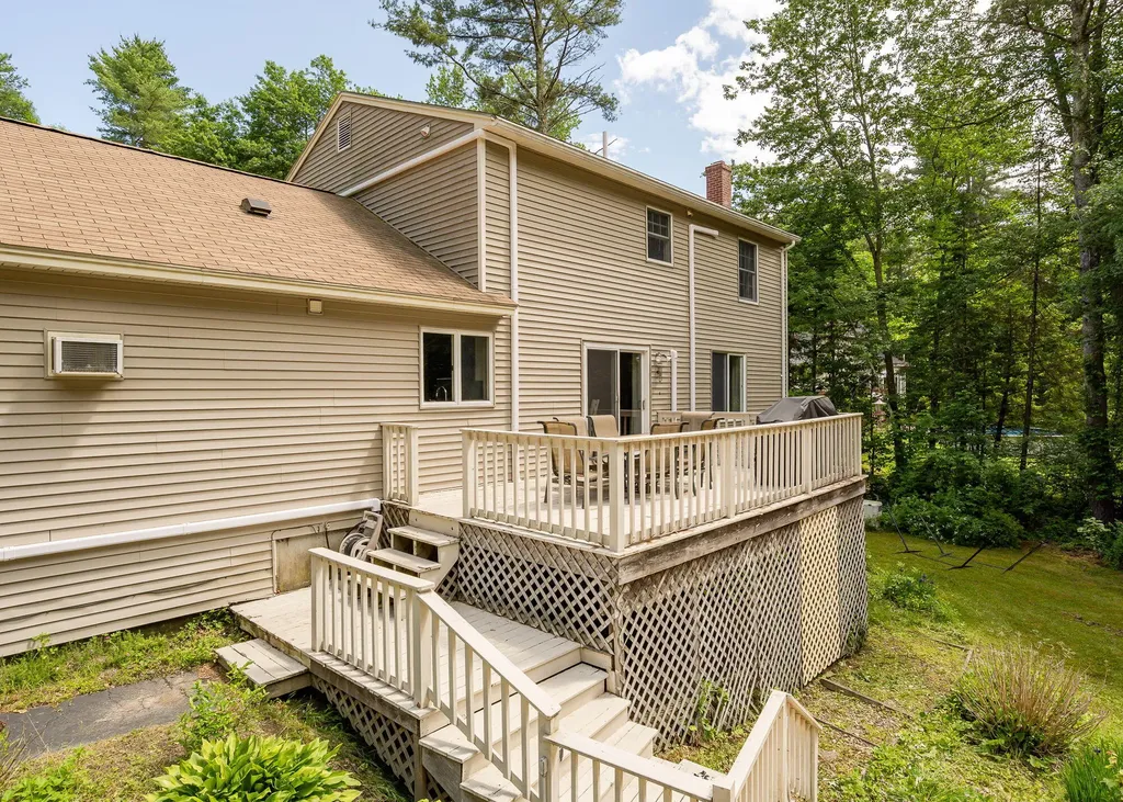 11 Merrill Road Westbrook ME 04092