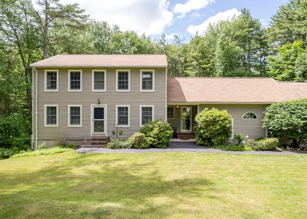 11 Merrill Road Westbrook ME 04092