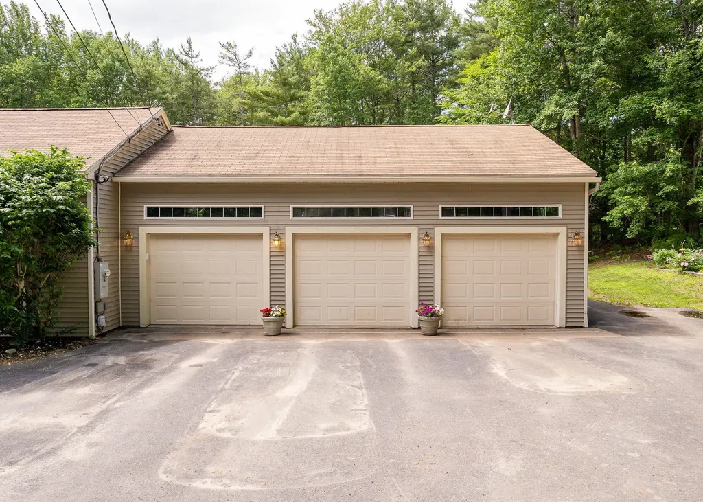 11 Merrill Road Westbrook ME 04092