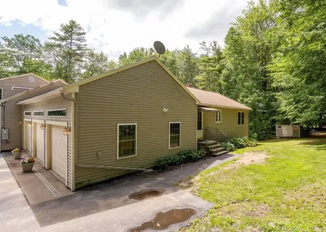 11 Merrill Road Westbrook ME 04092