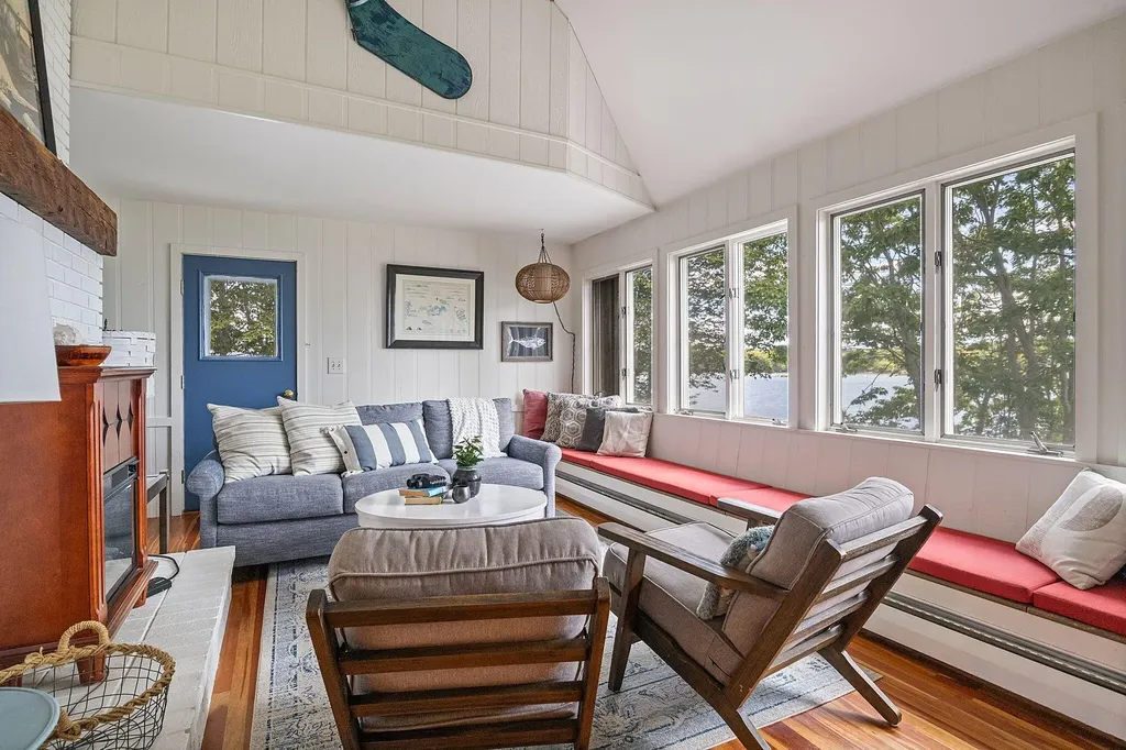 37 Webb Field Road Brunswick ME 04011