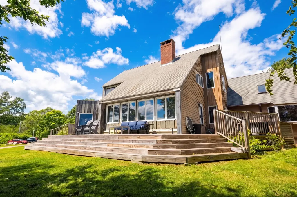 37 Webb Field Road Brunswick ME 04011