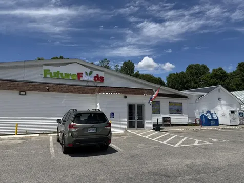 21, 27, 33 Depot Square Mechanic Falls ME 04256