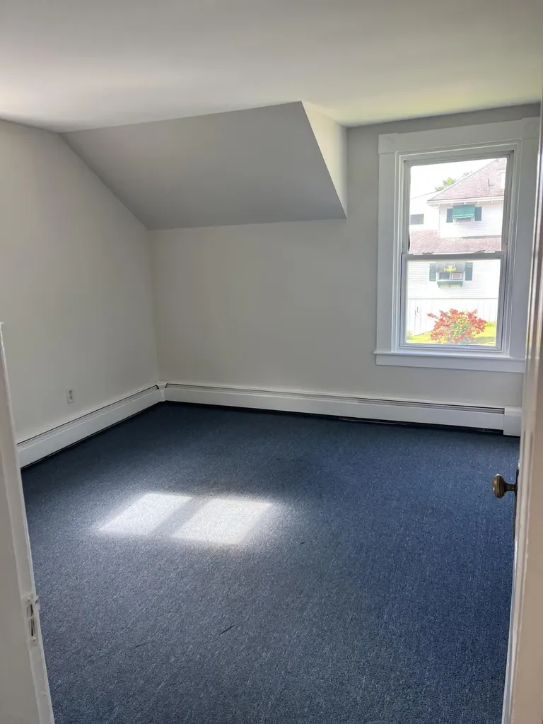 1032 Commercial Street Rockport ME 04856
