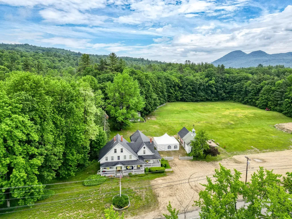 767 River Road Mexico ME 04257