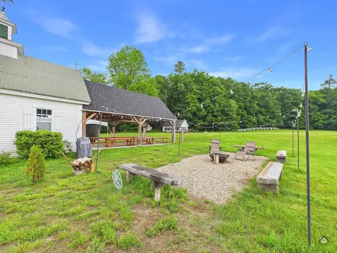 767 River Road Mexico ME 04257