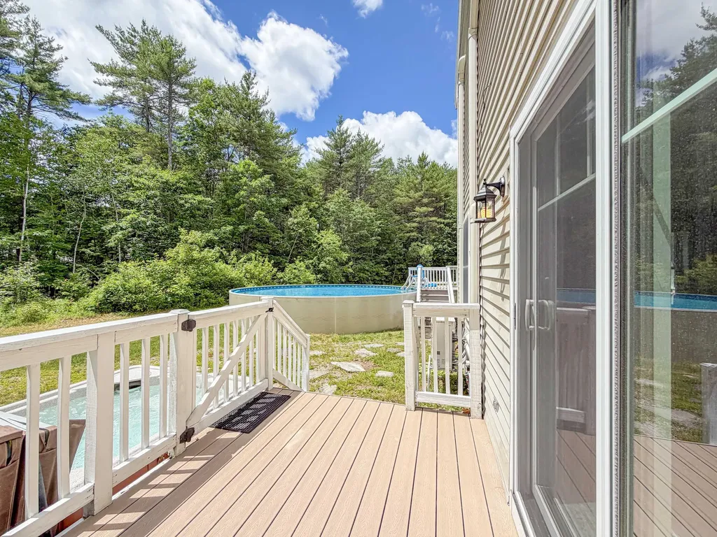 149 Town Farm Road Buxton ME 04093