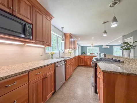 149 Town Farm Road Buxton ME 04093
