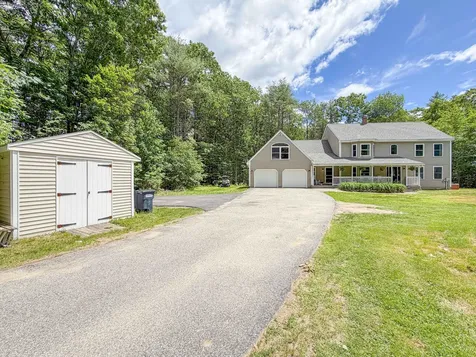149 Town Farm Road Buxton ME 04093