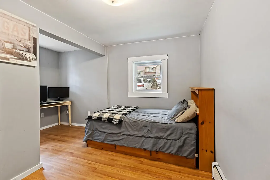 72 Cedar Village Place Oakland ME 04963
