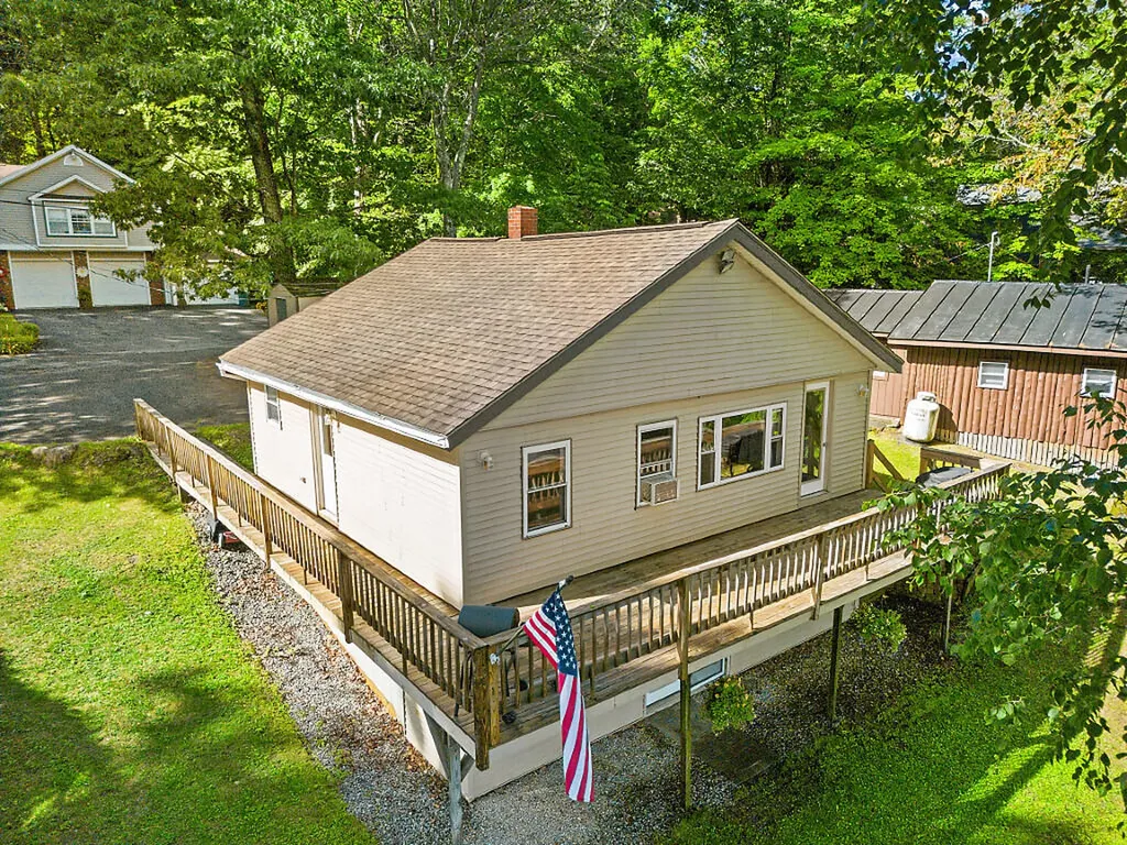 72 Cedar Village Place Oakland ME 04963
