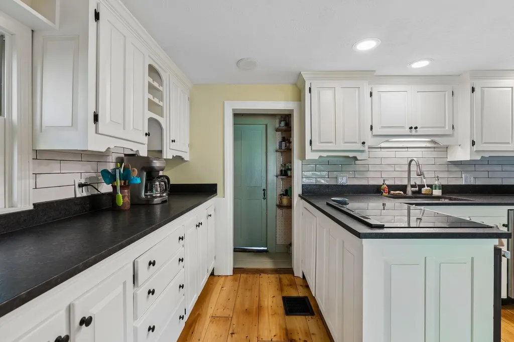 113 South Street Gorham ME 04038