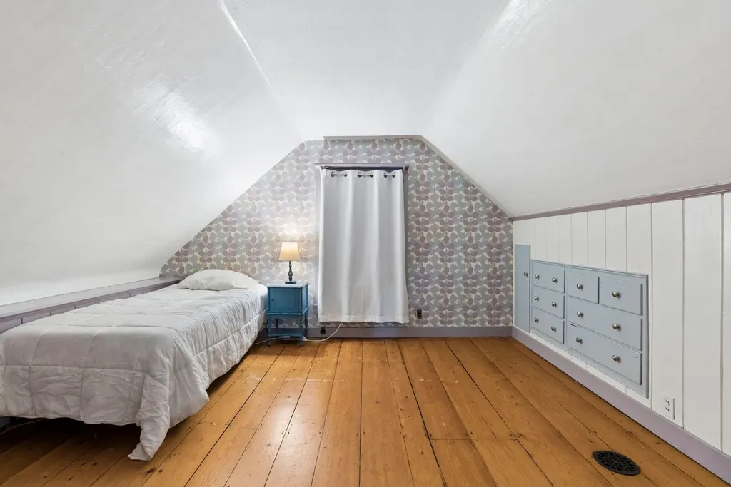 113 South Street Gorham ME 04038