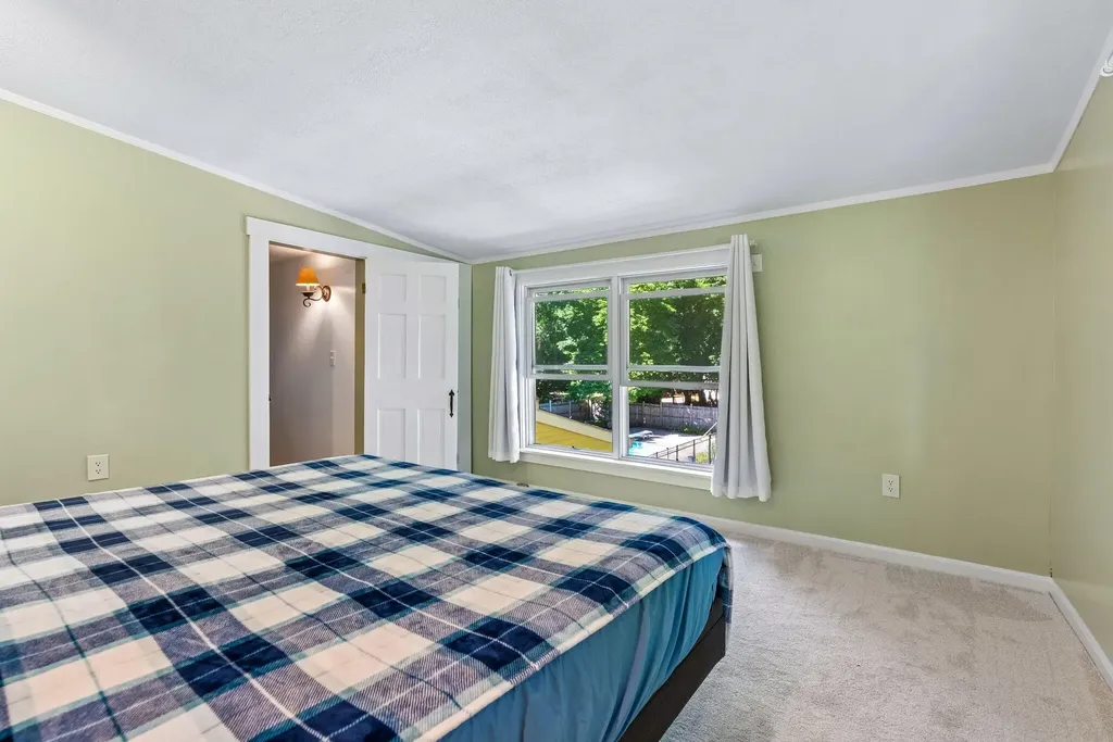 113 South Street Gorham ME 04038