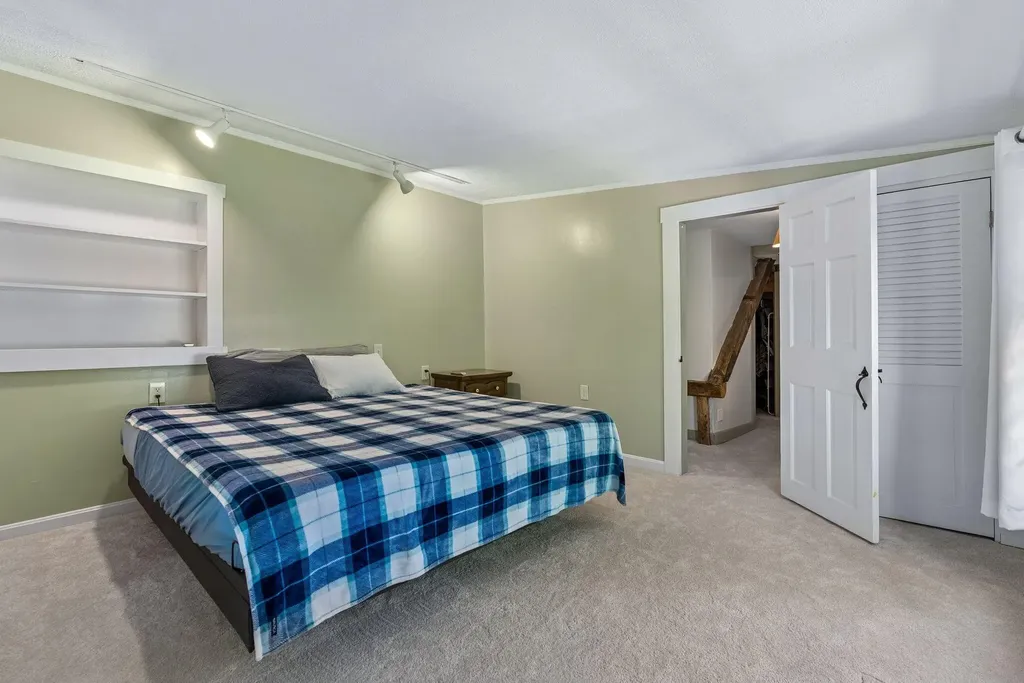 113 South Street Gorham ME 04038