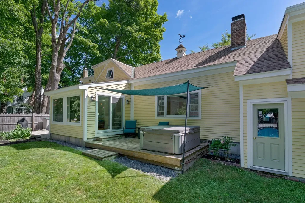 113 South Street Gorham ME 04038