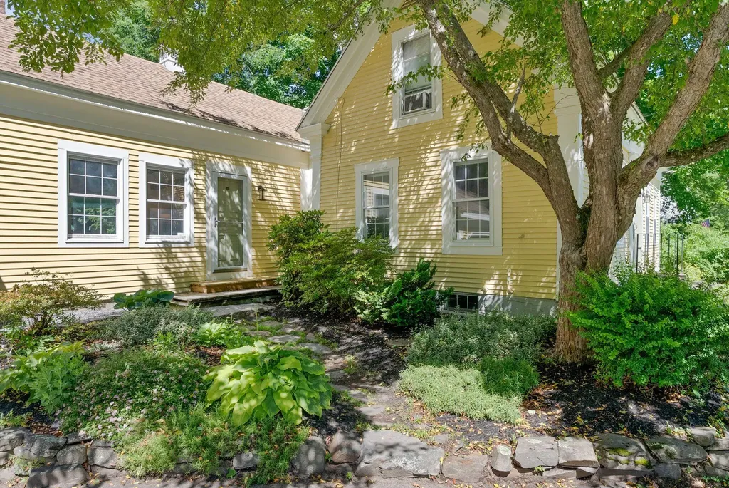 113 South Street Gorham ME 04038