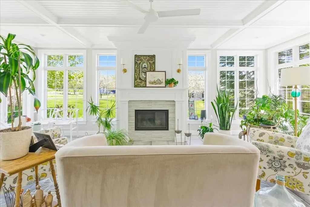 16 Eastern View Drive Turner ME 04282