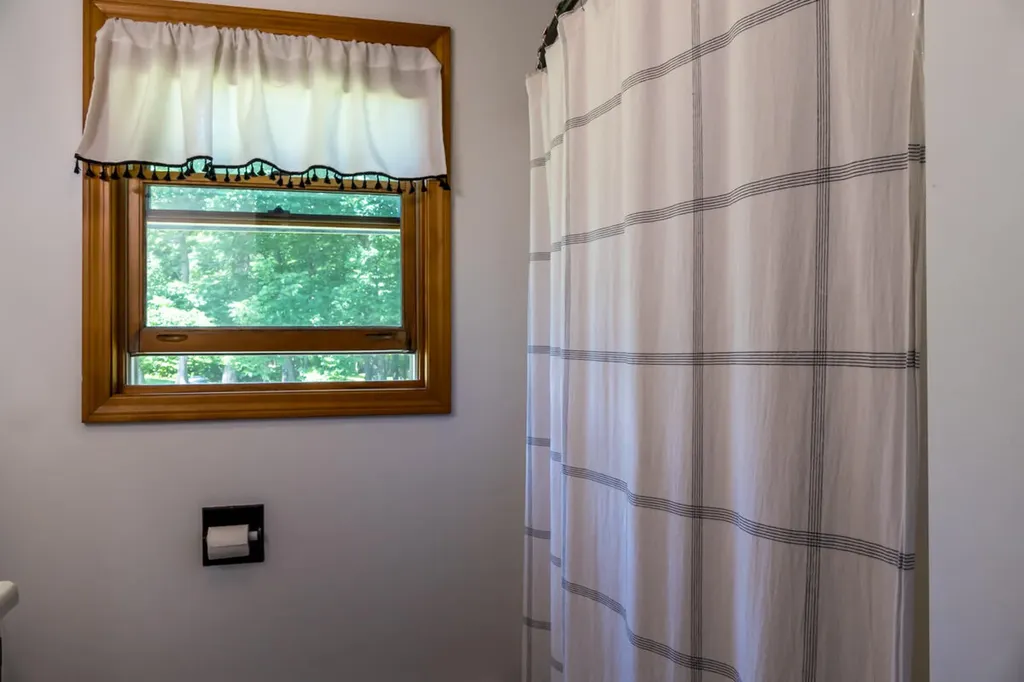 196 Holmes Road Winthrop ME 04364