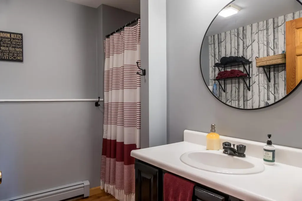 196 Holmes Road Winthrop ME 04364