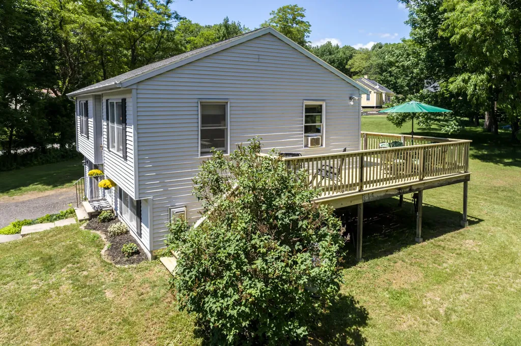 196 Holmes Road Winthrop ME 04364