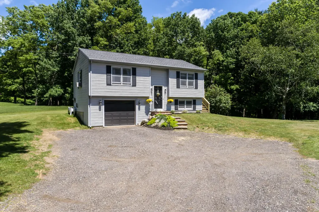 196 Holmes Road Winthrop ME 04364