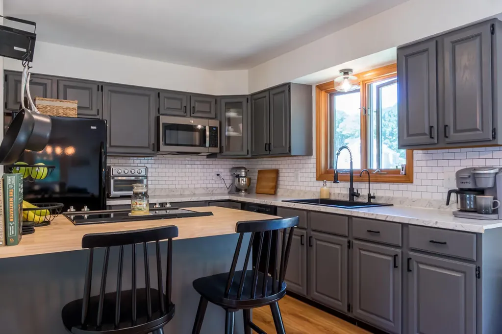 196 Holmes Road Winthrop ME 04364