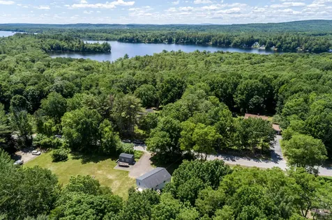 196 Holmes Road Winthrop ME 04364