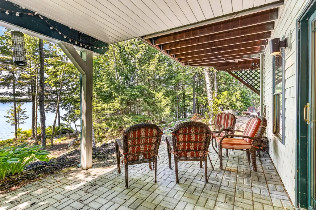 145 Cottage Shore Drive Holden ME 04429