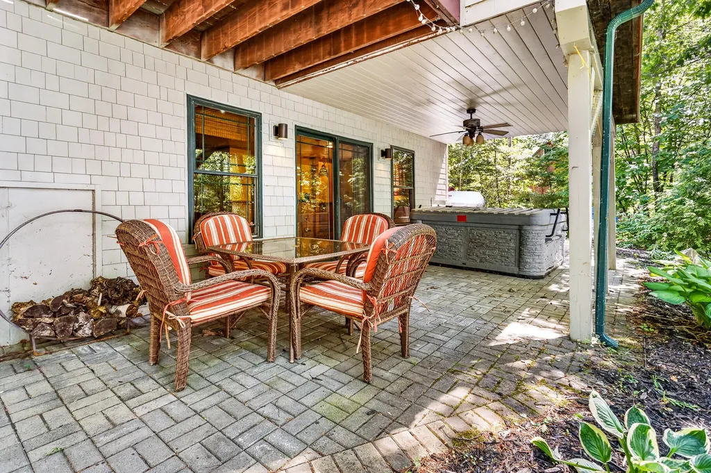 145 Cottage Shore Drive Holden ME 04429