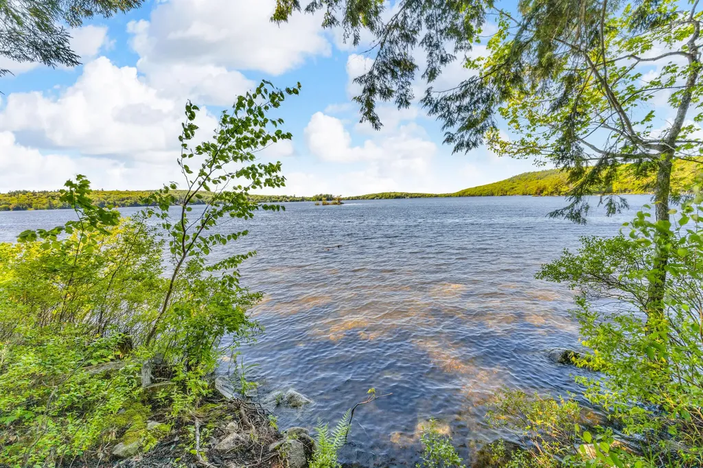 145 Cottage Shore Drive Holden ME 04429