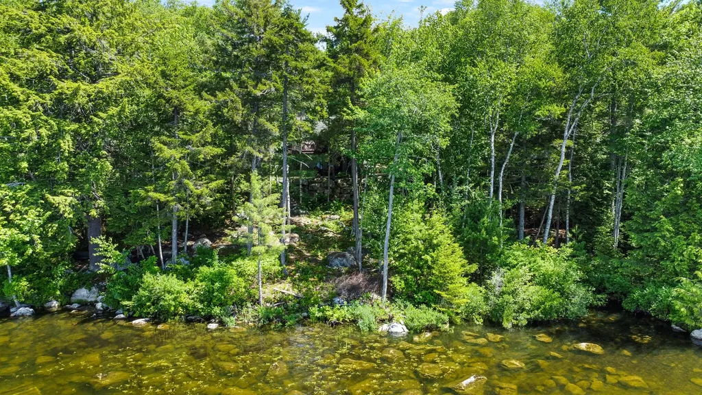 145 Cottage Shore Drive Holden ME 04429